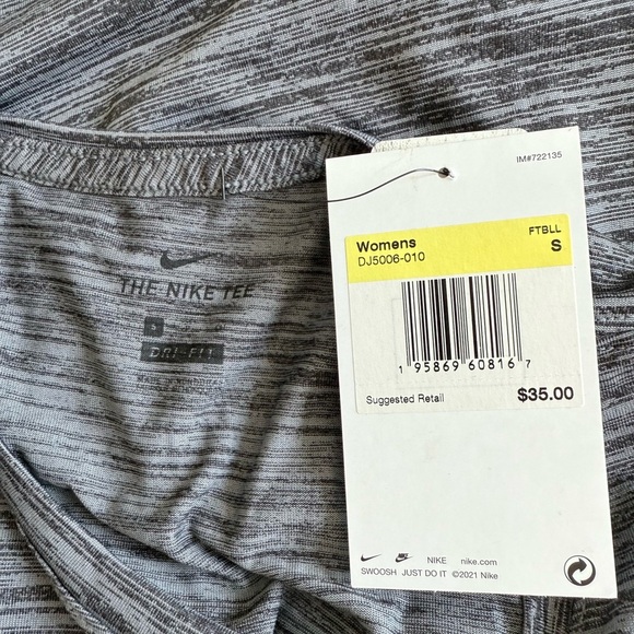 Nike Women's Gray Oregon Ducks T-Shirt size Small - Picture 5 of 6